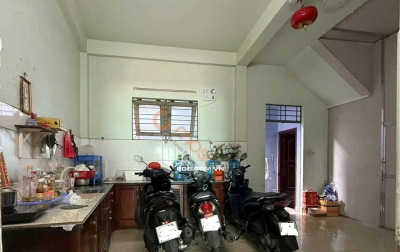 Bán nhà HXH 7 chỗ, thông tứ tung, Trường Chinh P.13 Tân Bình 60m2, 5 Tầng 4PN. Chỉ 9.3 Tỷ còn TL với chủ .